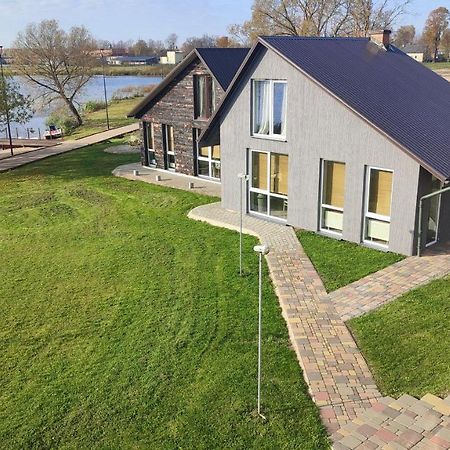 Add Story Villa Rēzekne Exteriör bild