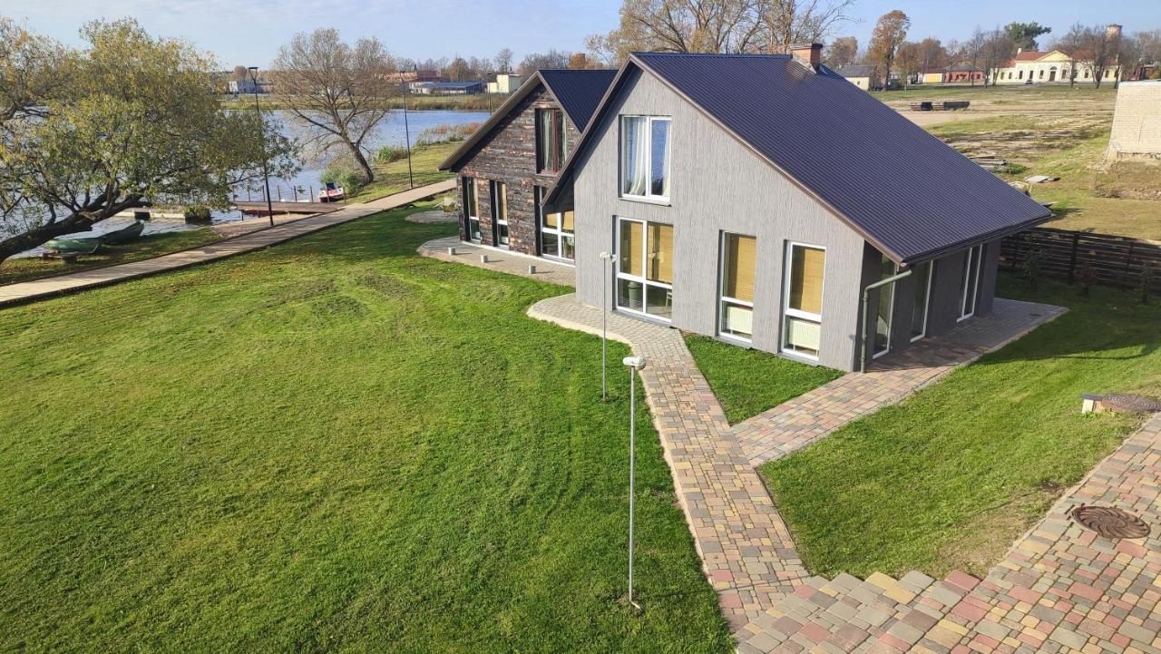 Add Story Villa Rēzekne Exteriör bild